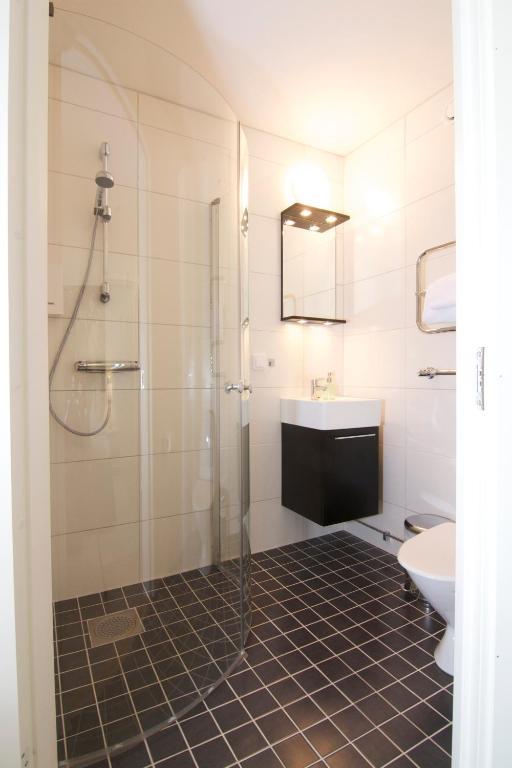Hotell Tinget Sala Szoba fotó
