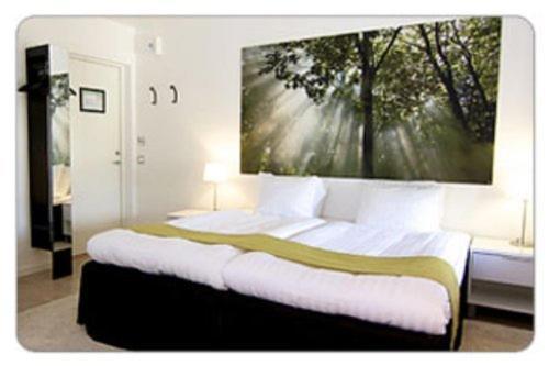 Hotell Tinget Sala Szoba fotó