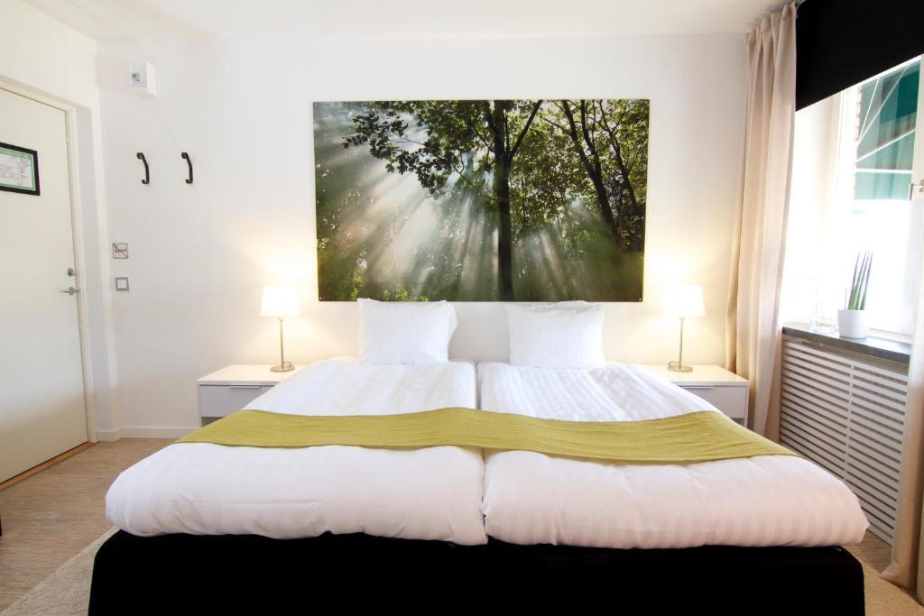 Hotell Tinget Sala Szoba fotó